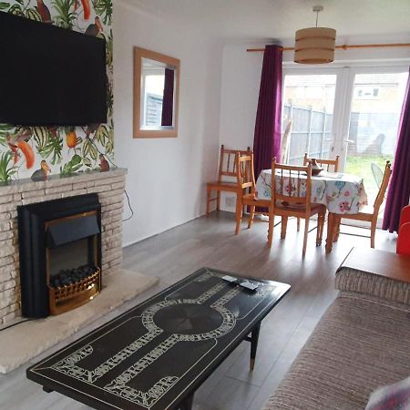 Owl Haven: Comfortable Central 3 Bedroom House, With An Enclosed Garden. Bicester Exterior photo